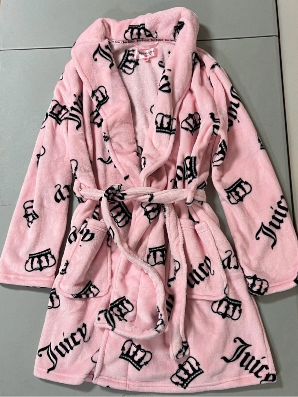 Juicy Couture Pink Logo Y2K Graphic Plush Belted Spa Robe Bathrobe Size S/M 👑✨